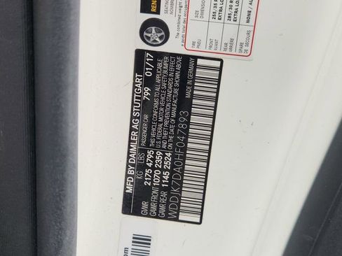 Used 2017 Mercedes-Benz SL 550 image 34