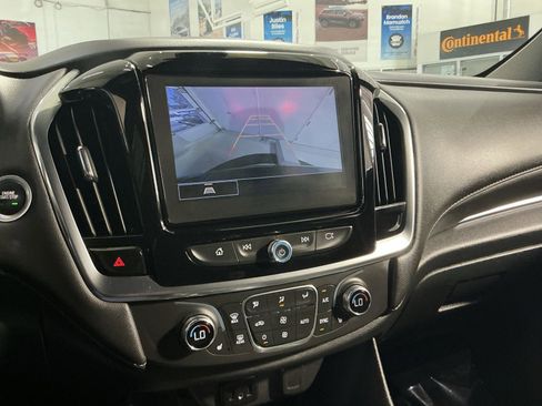 Used 2023 Chevrolet Traverse LT AWD/4WD image 20