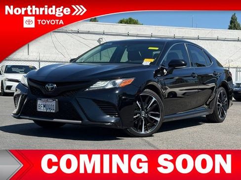Used 2018 Toyota Camry XSE w/ Audio Package FWD image 2