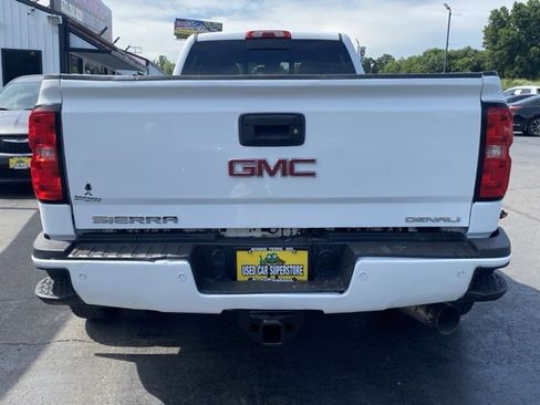 Used 2019 GMC Sierra 3500 Denali image 5