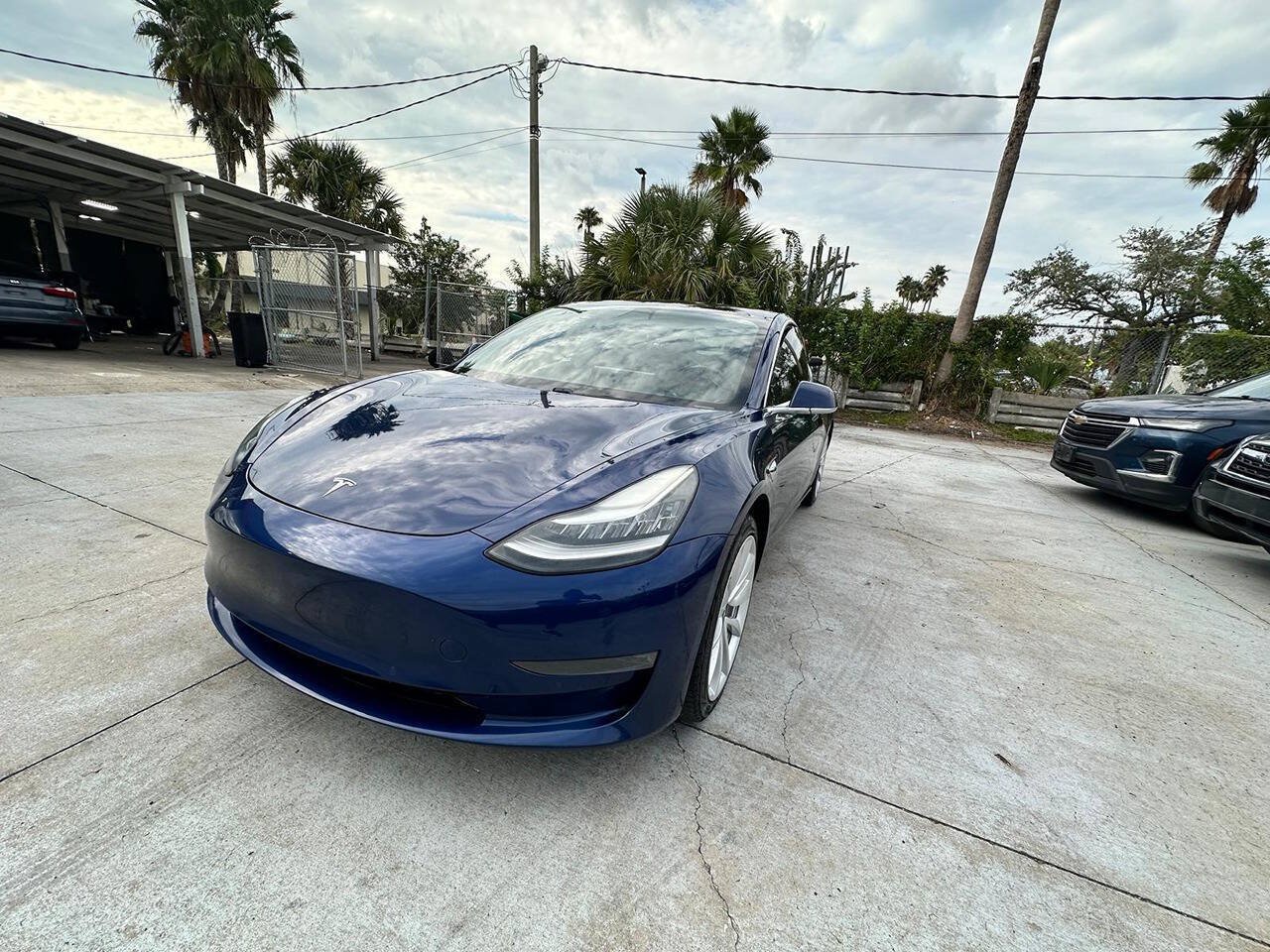 Used 2018 Tesla Model 3 Performance AWD/4WD image 3