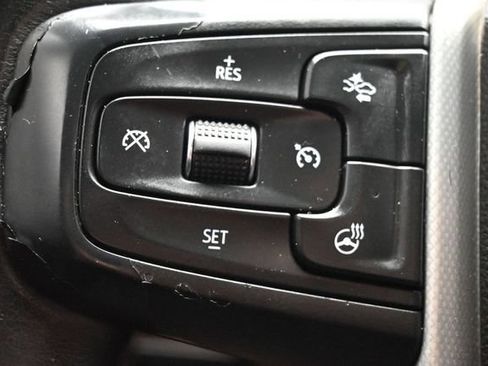 Used 2021 GMC Yukon Denali w/ Denali Ultimate Package AWD/4WD image 21
