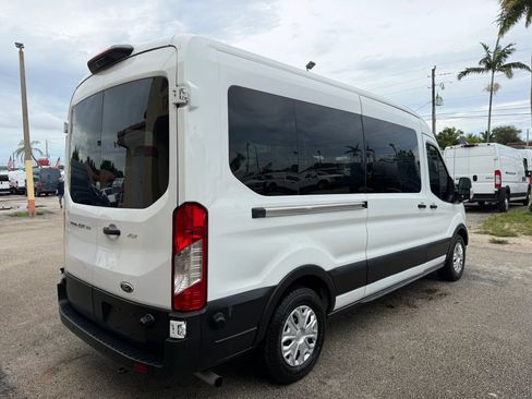 Used 2024 Ford Transit 350 XLT RWD image 5