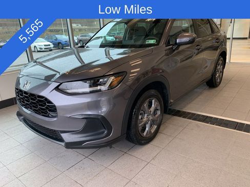 Used 2026 Honda HR-V LX image 2