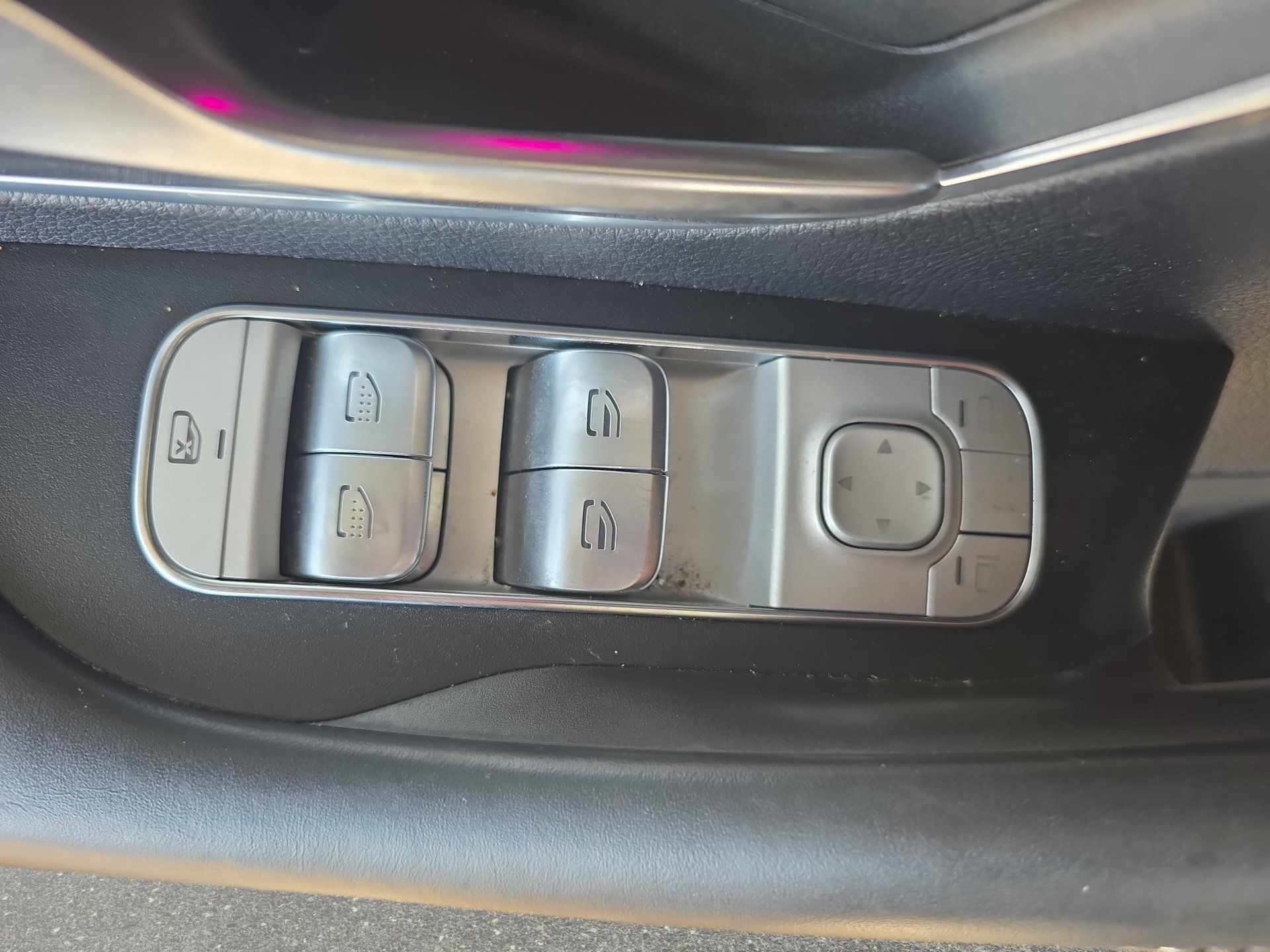 Used 2021 Mercedes-Benz GLE 350 4MATIC image 27