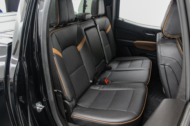 Used 2026 GMC Canyon AT4 w/ Technology Plus Package AWD/4WD image 17
