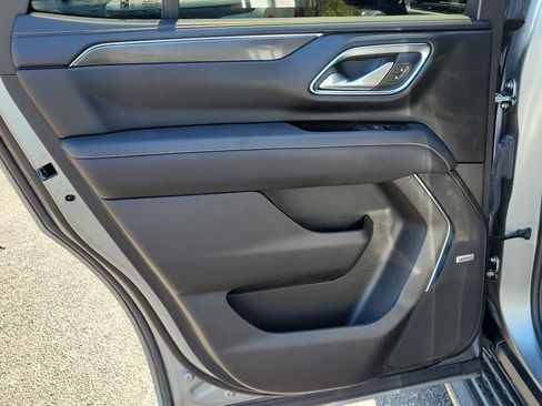 Used 2024 GMC Yukon AT4 AWD/4WD image 13