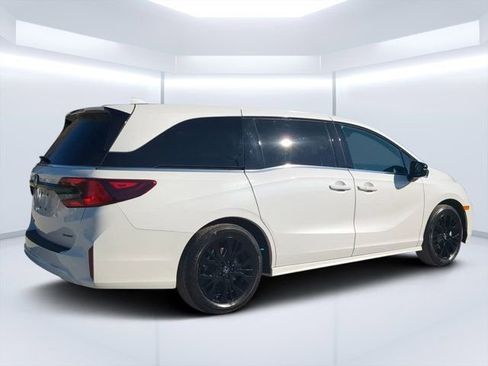 Used 2025 Honda Odyssey Sport-L image 3
