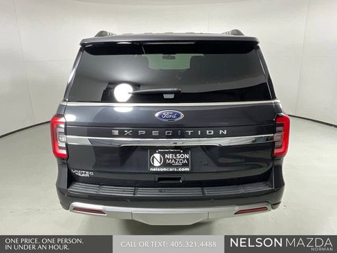 Used 2022 Ford Expedition Limited RWD image 7