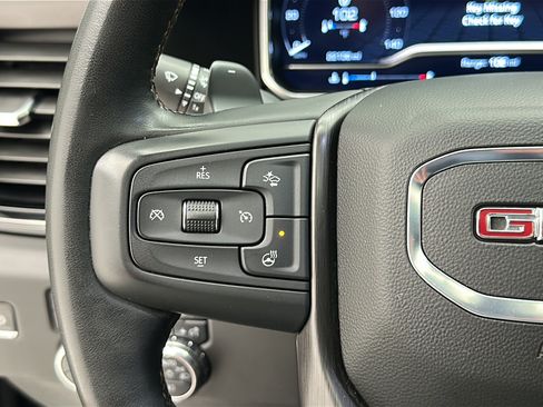 Used 2024 GMC Sierra 1500 AT4 w/ Technology Package AWD/4WD image 22