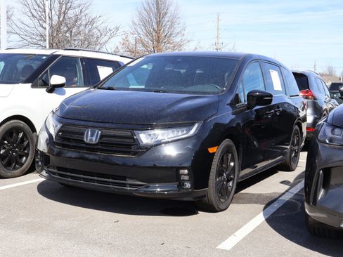 Used 2023 Honda Odyssey Sport image 47