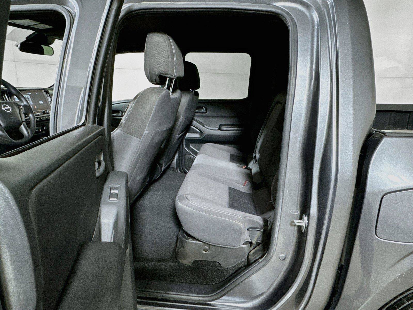Used 2026 Nissan Frontier SV RWD image 20