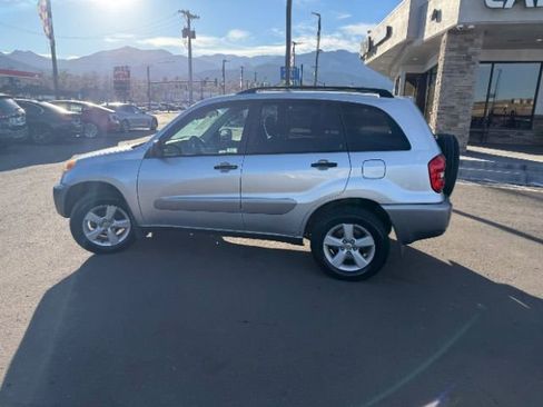 Used 2004 Toyota RAV4 4WD image 7