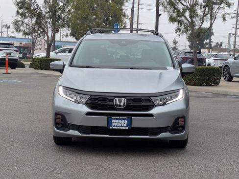 New 2026 Honda Odyssey Touring image 2