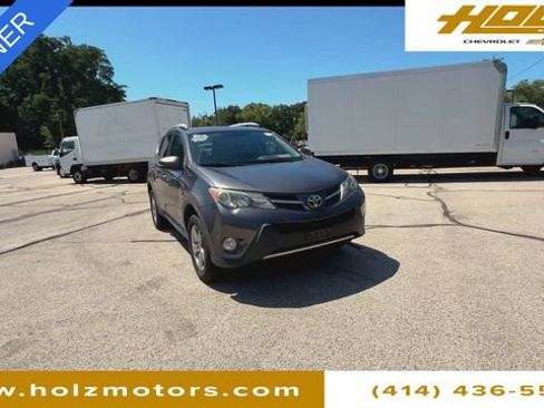 Used 2015 Toyota RAV4 XLE AWD/4WD image 2