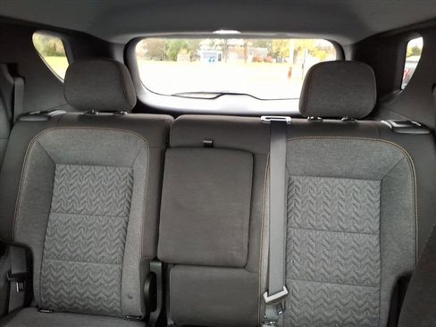 Used 2023 Chevrolet Equinox LT w/ Driver Convenience Package image 14