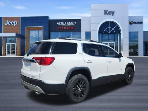 Used 2019 GMC Acadia SLT AWD/4WD image 3