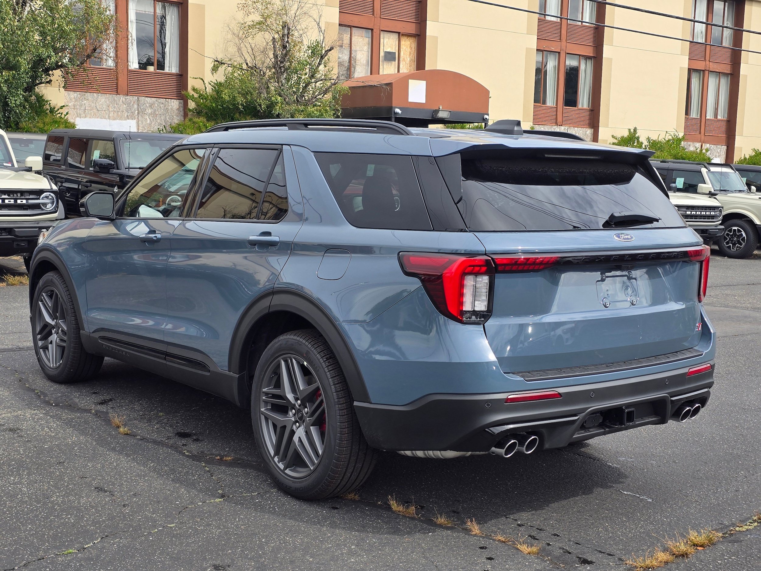 New 2026 Ford Explorer ST AWD/4WD image 7