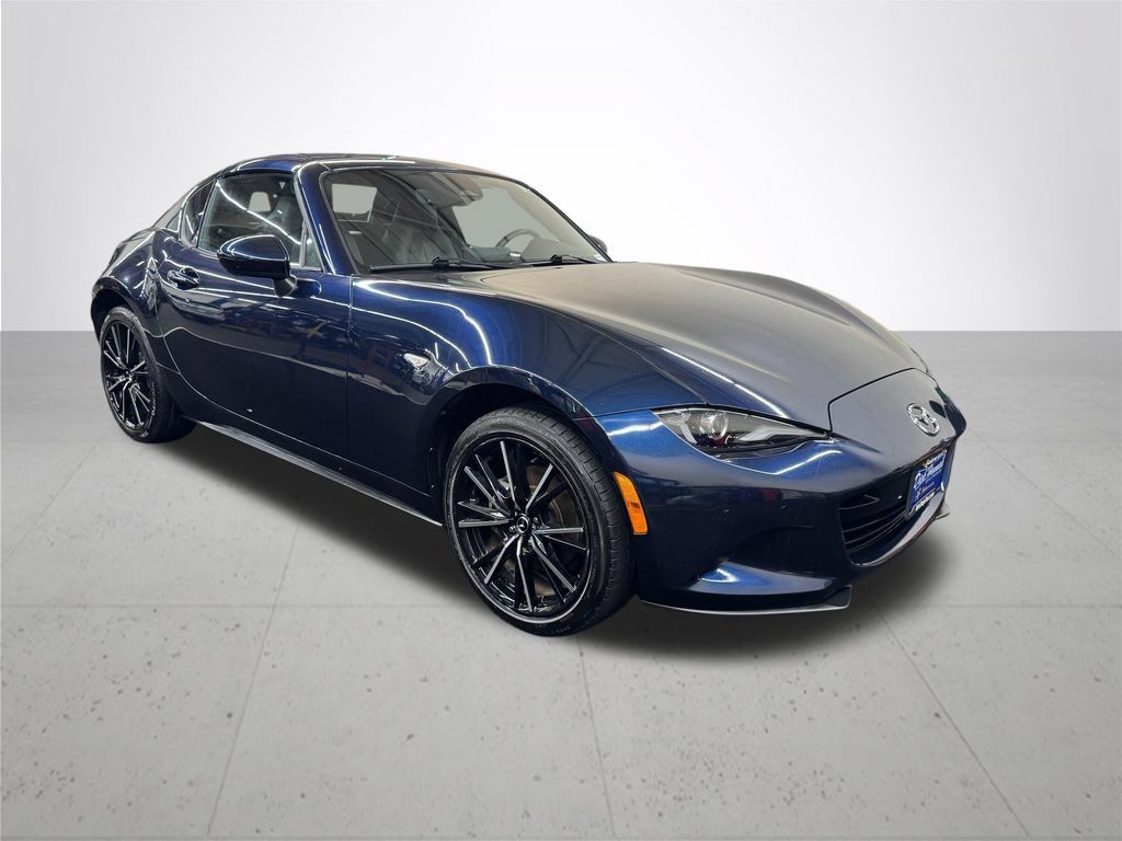 Used 2025 MAZDA MX-5 Miata RF Grand Touring RWD image 9