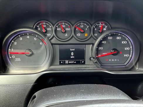 Used 2020 Chevrolet Silverado 2500 Custom w/ Custom Value Package image 9