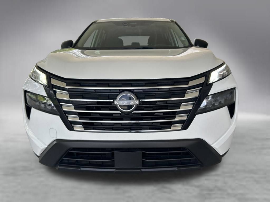 Used 2024 Nissan Rogue S FWD image 13