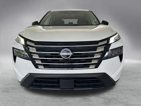 Used 2024 Nissan Rogue S FWD image 13