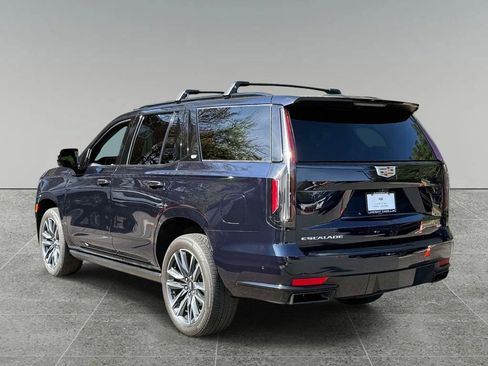 Used 2023 Cadillac Escalade Sport Platinum AWD/4WD image 12