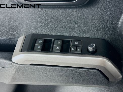 Used 2023 Toyota Tacoma SR5 AWD/4WD image 24