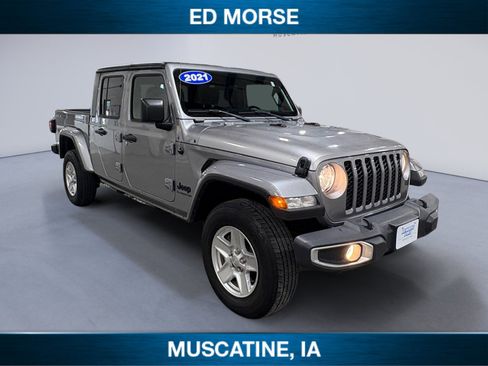 Used 2021 Jeep Gladiator Sport image 7