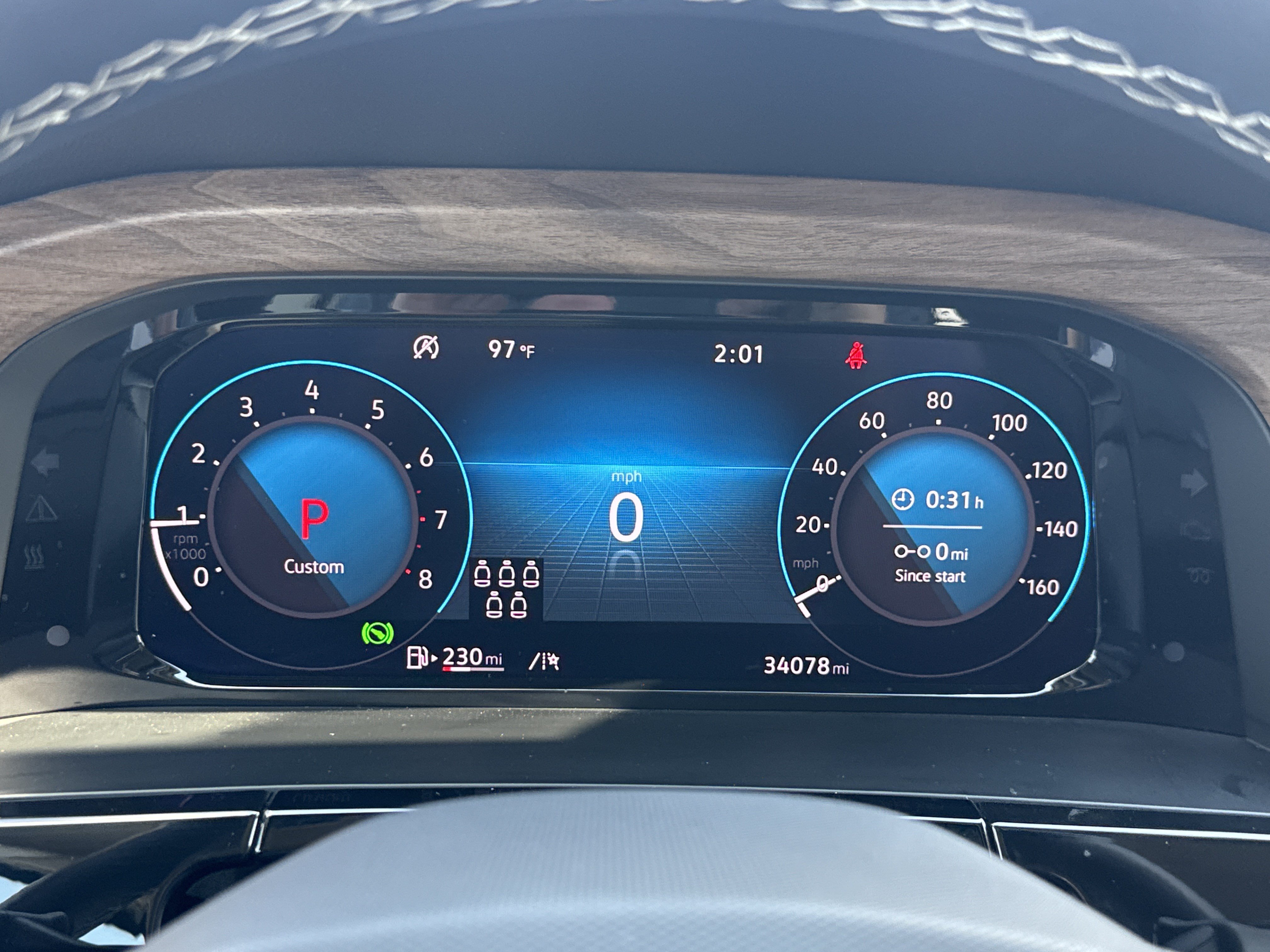 Certified 2025 Volkswagen Atlas SE FWD image 11