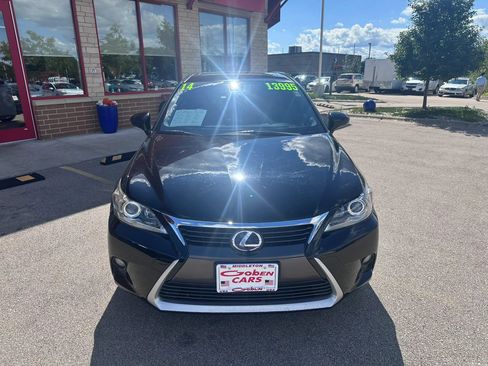 Used 2014 Lexus CT 200h FWD image 2