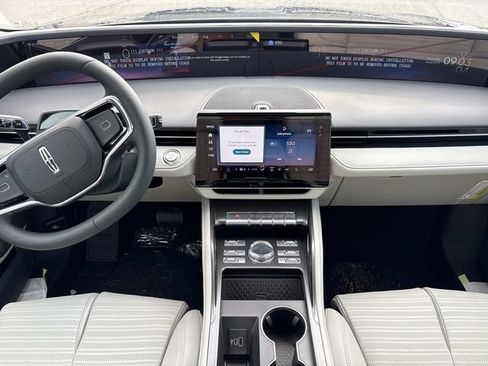New 2026 Lincoln Nautilus Reserve AWD/4WD image 14