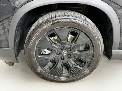 Used 2026 Honda Pilot Black Edition image 24
