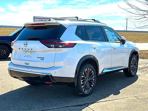 New 2026 Nissan Rogue Platinum w/ Platinum Premium Package image 8