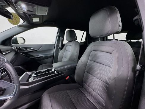 Used 2025 Chevrolet Equinox LT image 11