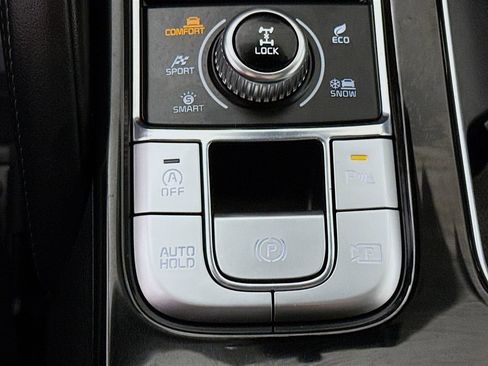 Certified 2024 Kia Telluride SX X-Line AWD/4WD image 13
