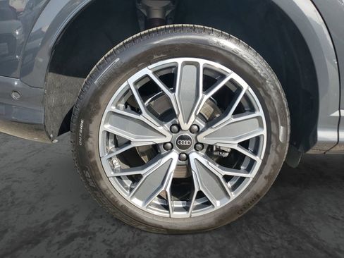 Used 2025 Audi Q5 Premium Plus w/ Premium Plus image 5