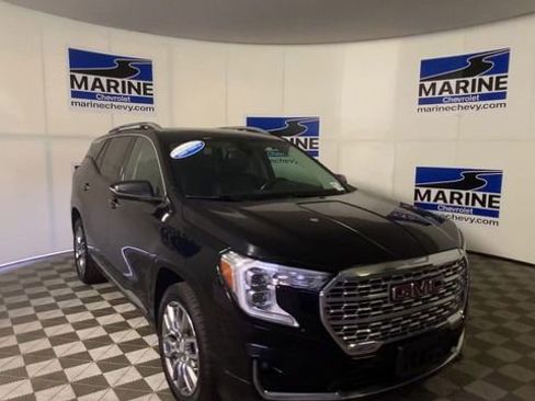 Certified 2022 GMC Terrain Denali image 4