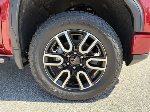 New 2026 GMC Sierra 1500 AT4 w/ AT4 Premium Package image 15