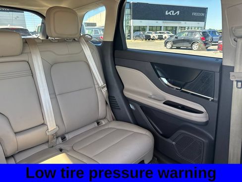 Used 2020 Lincoln Corsair AWD w/ Equipment Group 101A image 15