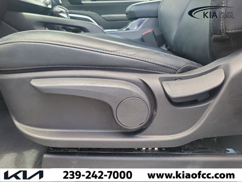 Certified 2023 Kia Telluride LX FWD image 24