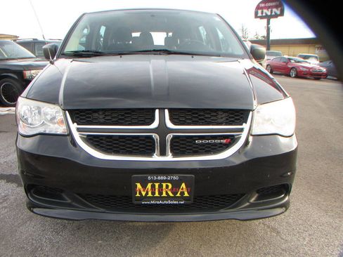 Used 2013 Dodge Grand Caravan American Value Package image 36