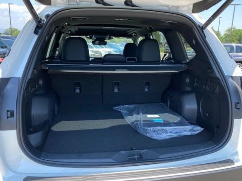 New 2026 Subaru Forester Touring AWD/4WD image 25