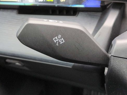 Used 2025 BMW i5 xDrive40 w/ M Sport Package image 27