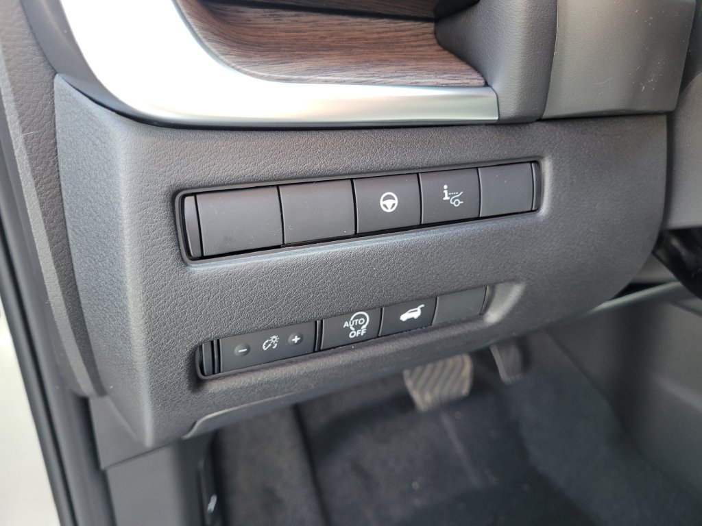 New 2026 Nissan Rogue Platinum w/ Platinum Premium Package AWD/4WD image 15