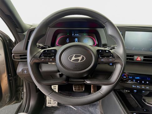Certified 2026 Hyundai Elantra Sport FWD image 12