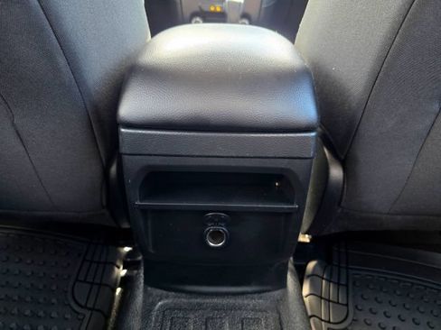 Used 2019 Ford Ranger XL w/ Equipment Group 101A Mid AWD/4WD image 38
