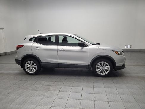 Used 2018 Nissan Rogue Sport S w/ S Appearance Package image 11