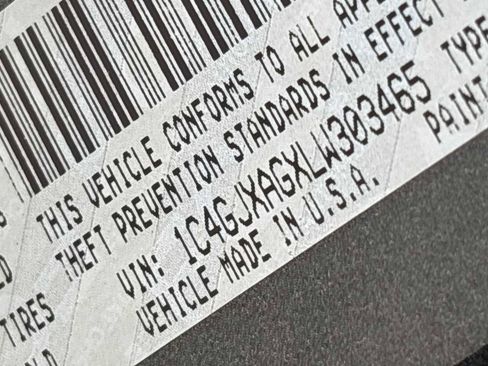 Certified 2020 Jeep Wrangler Sport image 25