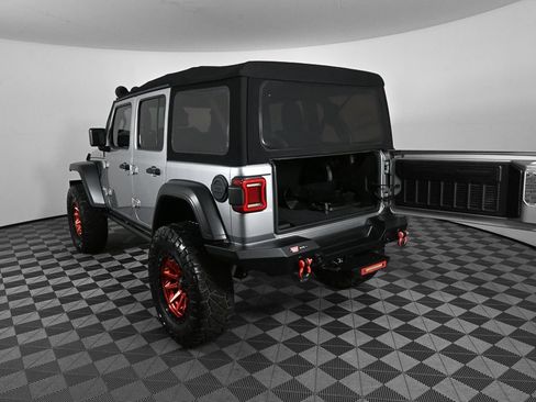 Used 2018 Jeep Wrangler Unlimited Sport S AWD/4WD image 29